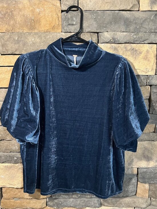 Free People Tops - Free People "Claudia" Velvet Puff Sleeve Top